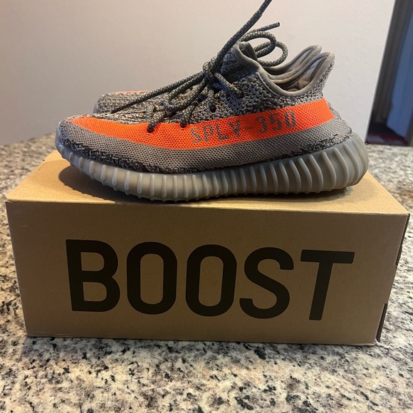 Yeezys Belugas - Picture 3 of 6